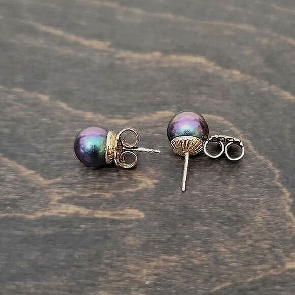 Vtg faux black pearl and gold plated sterling silver studs - Picture 6 of 9